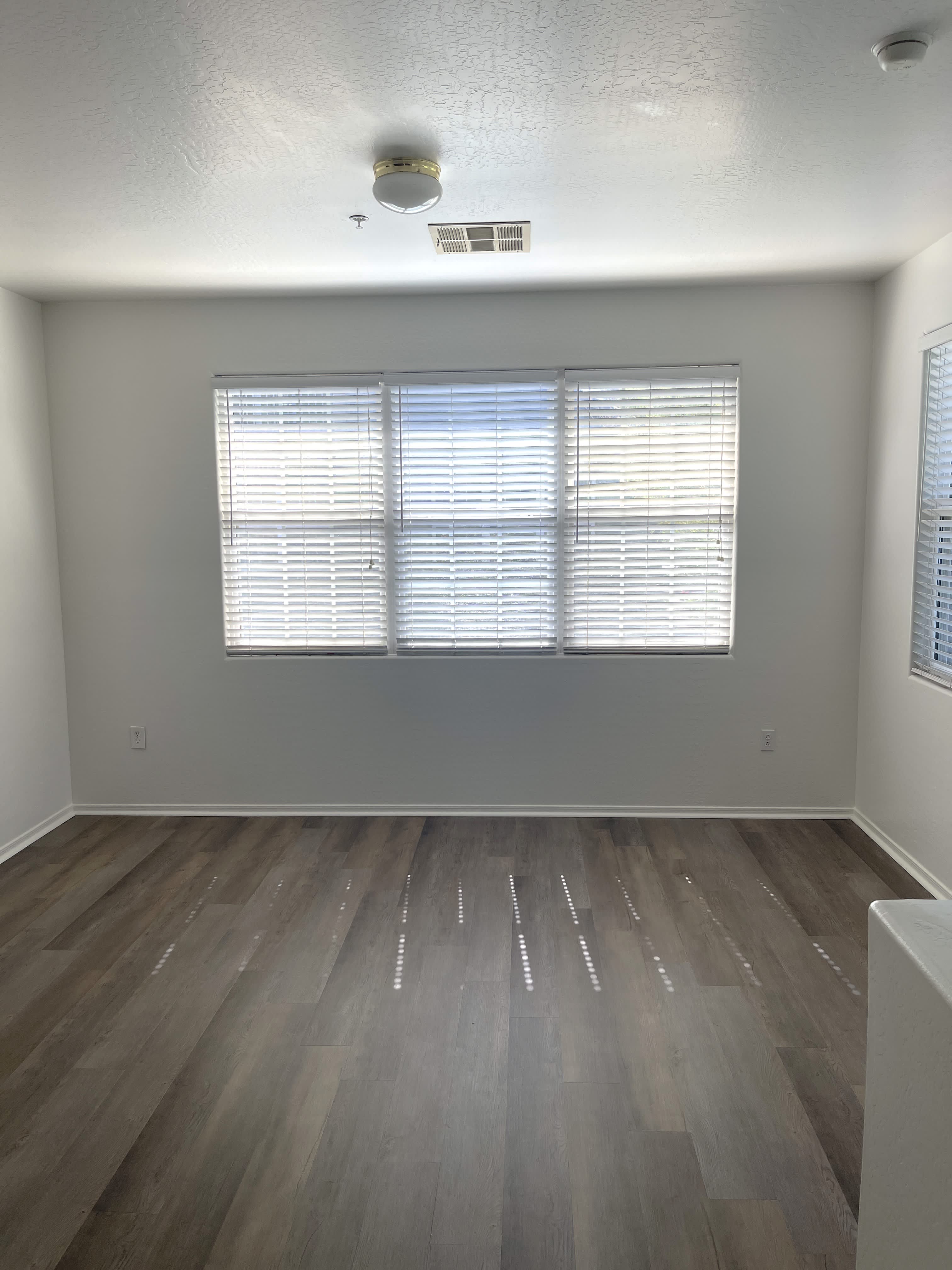2244 E Huntington Dr – photo 5