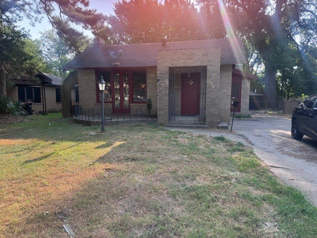 908 Fitzhugh Avenue – photo 1