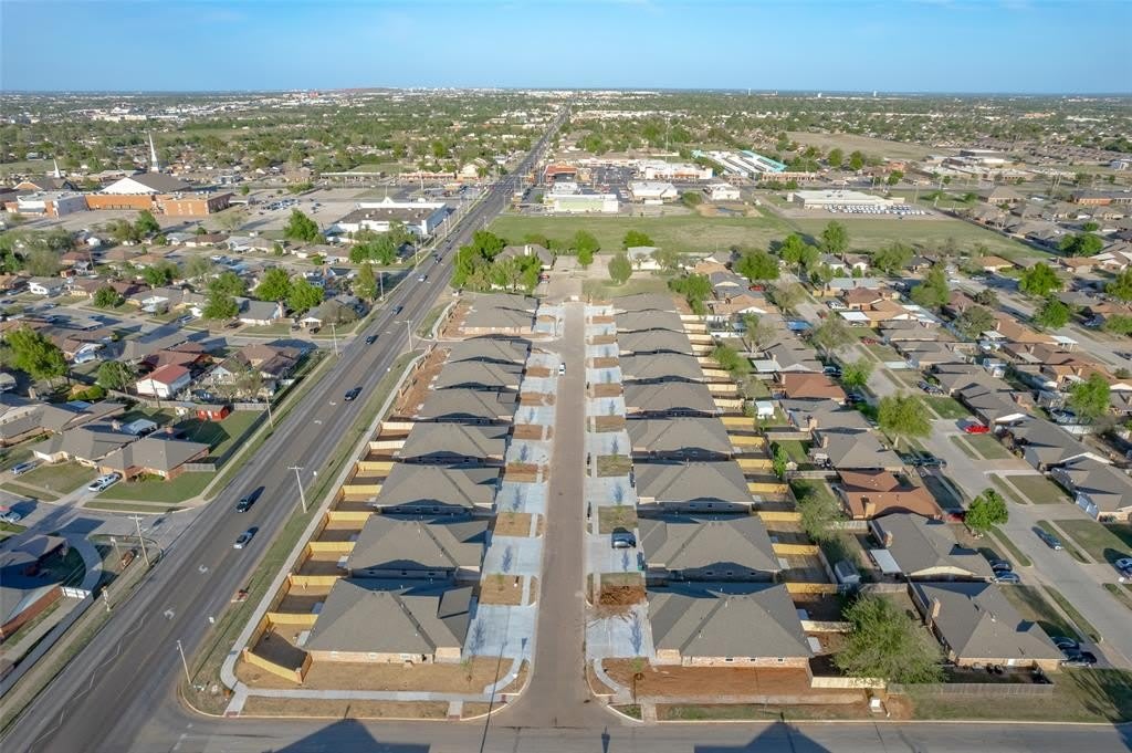 2324 SW 90 Place – photo 3