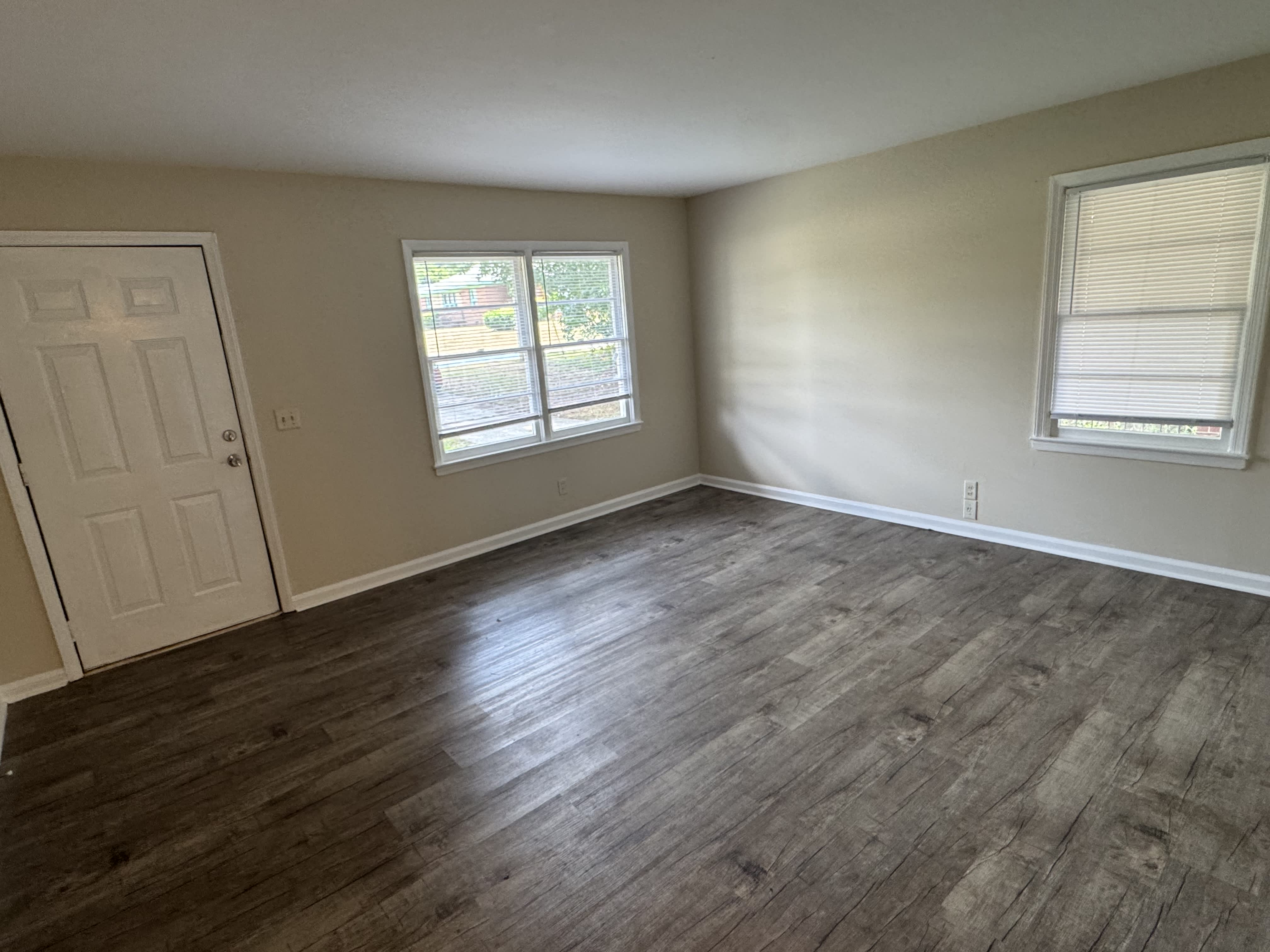 3758 Meadowlark Dr – photo 5