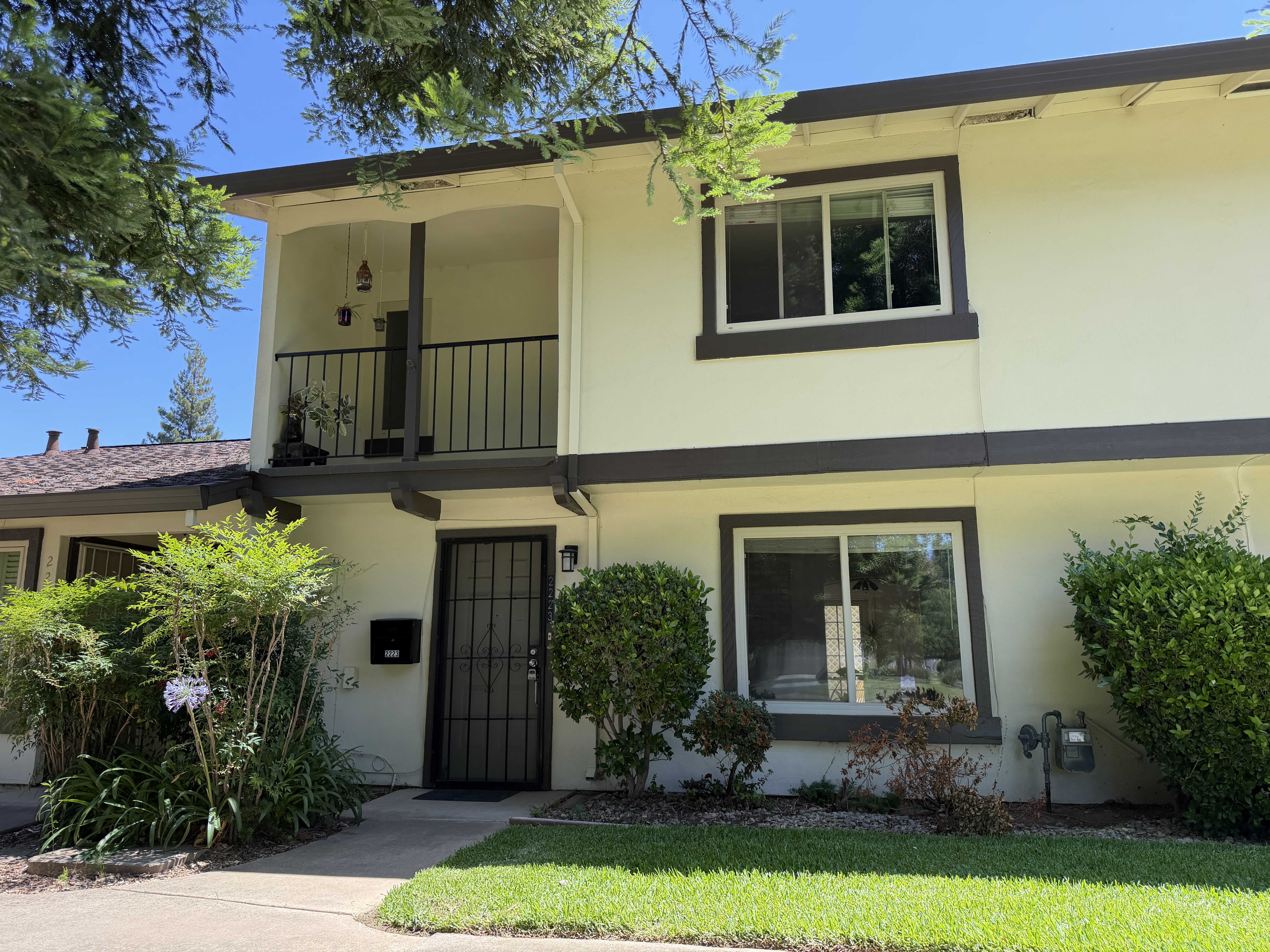 2223 Bridlewood Dr – photo 1