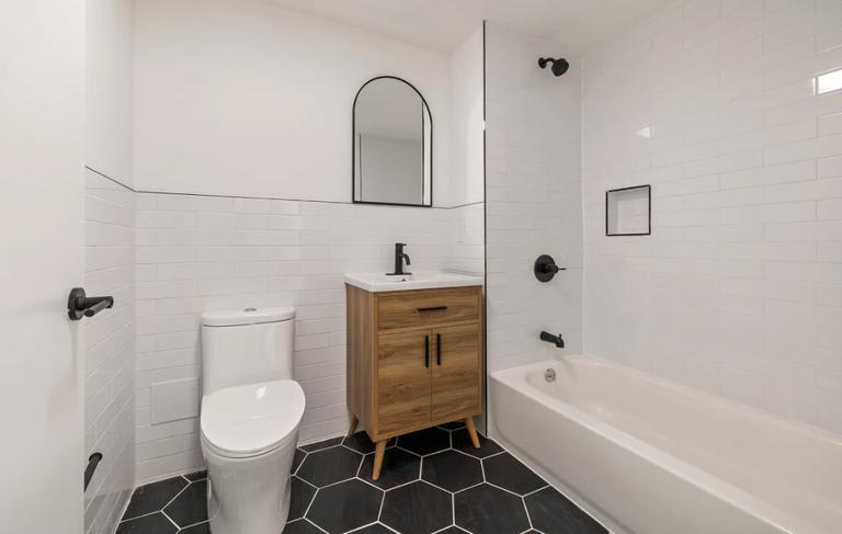 2330 Cambreleng Avenue – photo 5