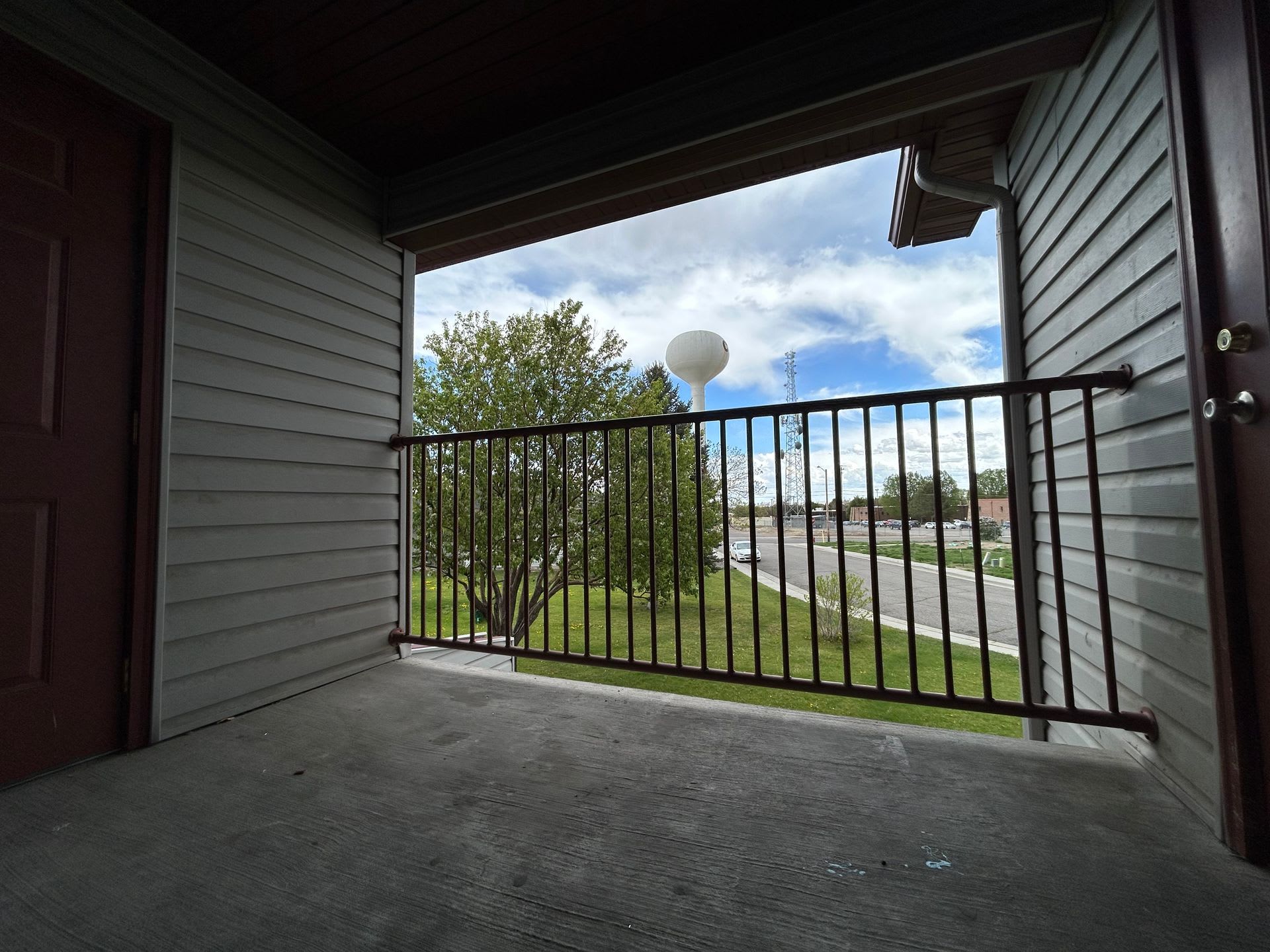 Riverton Apartments – photo 2