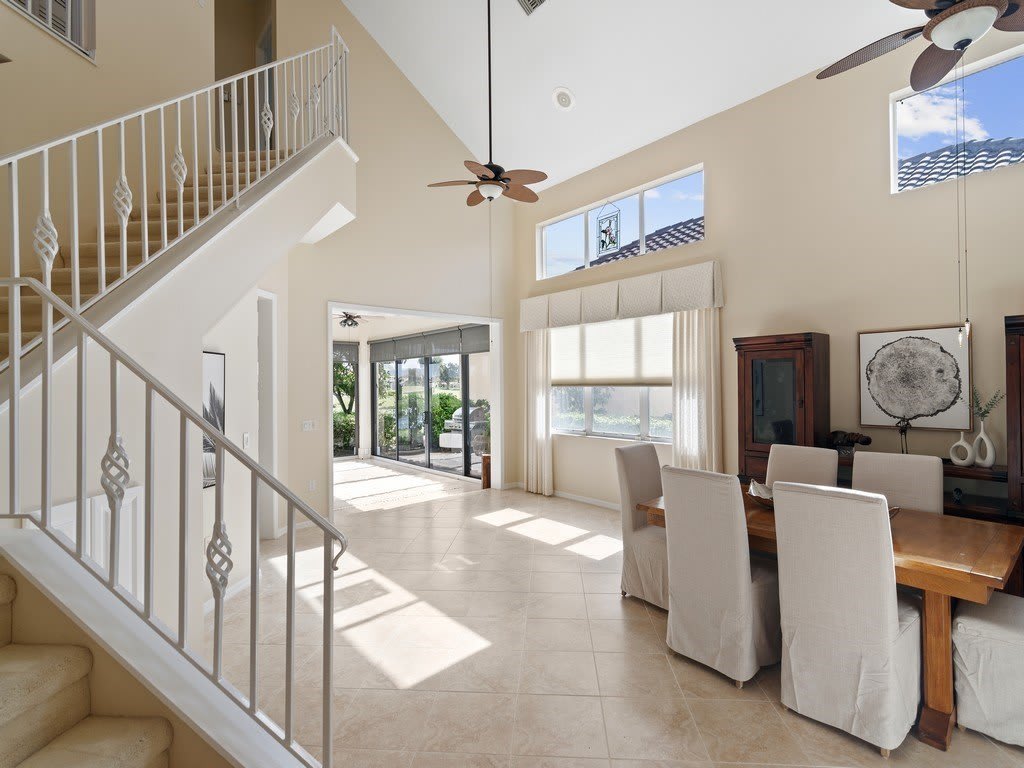 1735 Victoria Circle – photo 2
