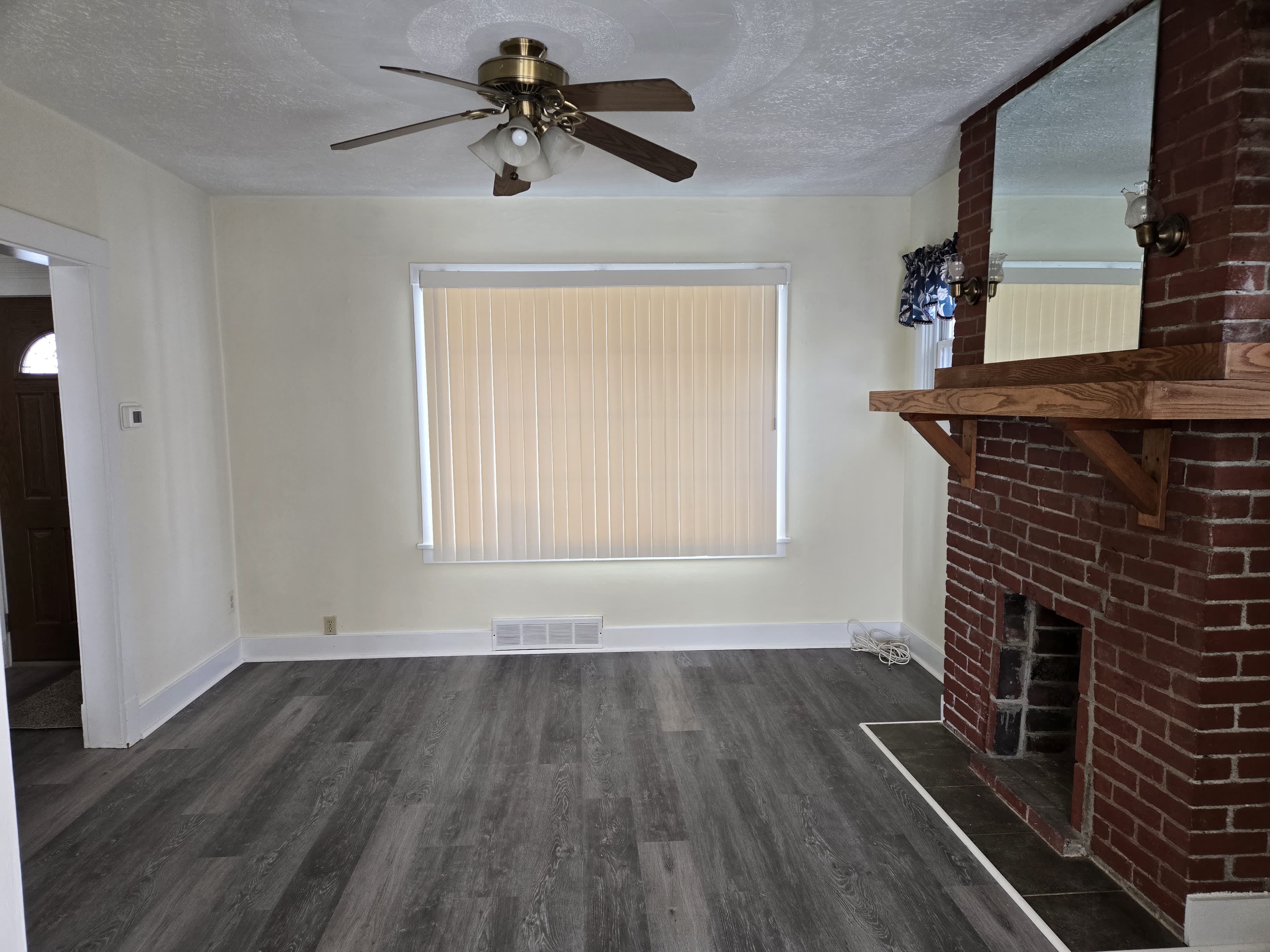 2940 Brevard Ave – photo 5