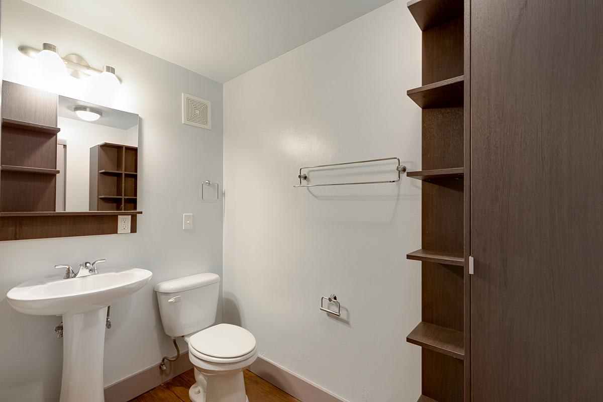 Altair Apartments – photo 5
