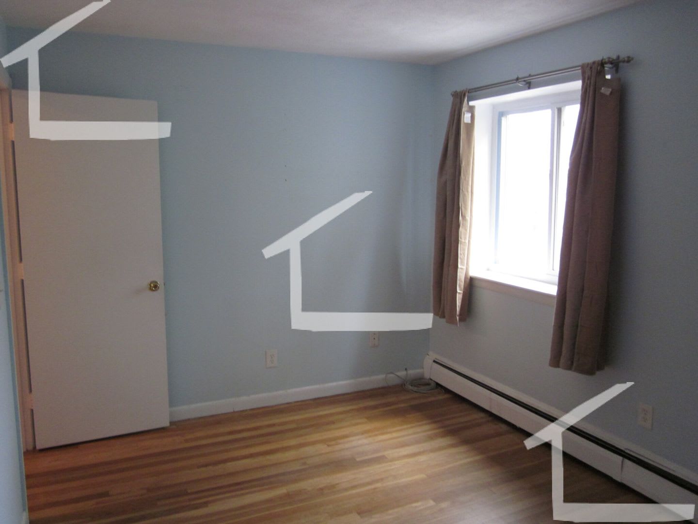 Nice 2 bed in Allston – photo 3