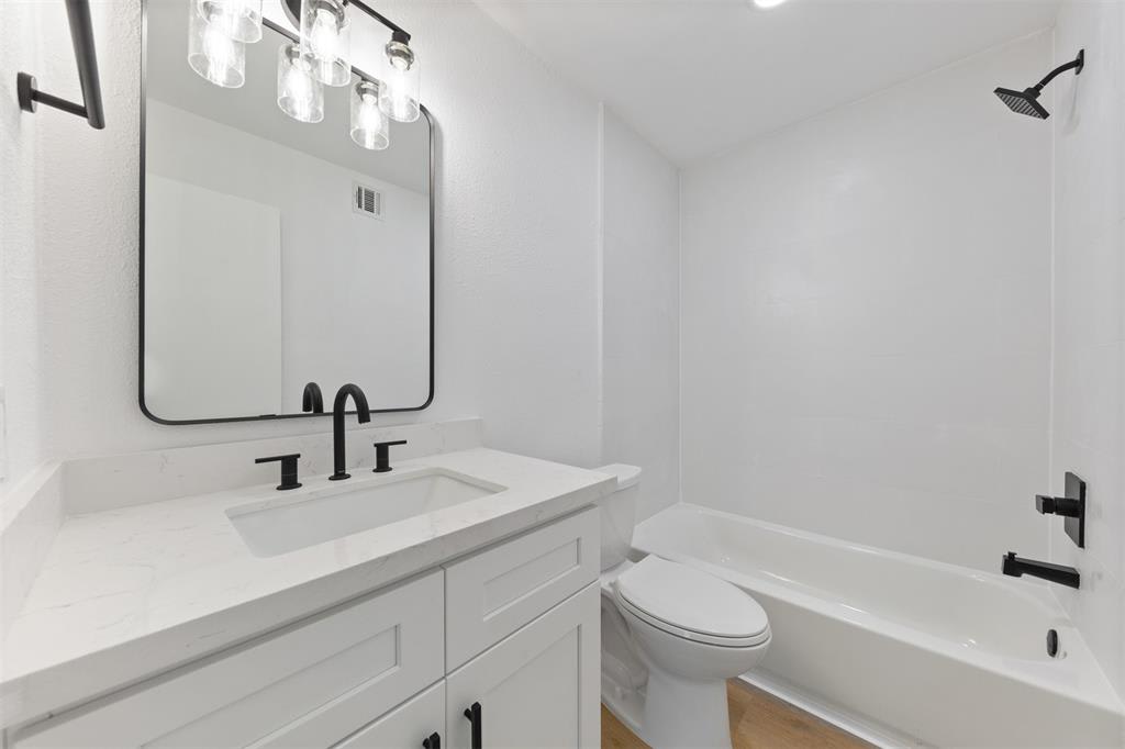 815 Lyle West Avenue – photo 4