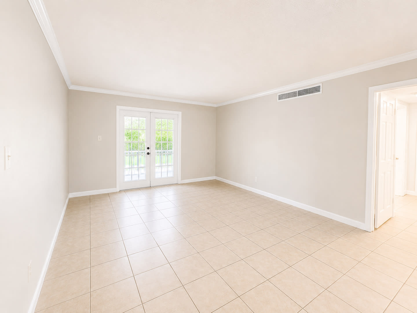 2 Bed / 2 Bath Condo. In Altamonte Springs, Available Now! – photo 2