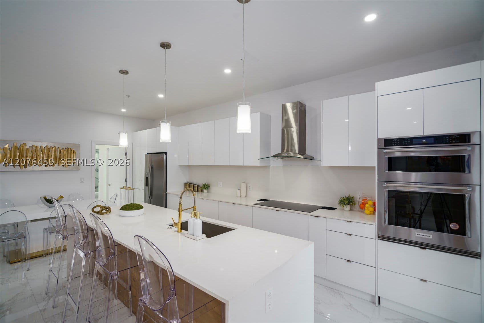 1004 N Riverside Dr – photo 5