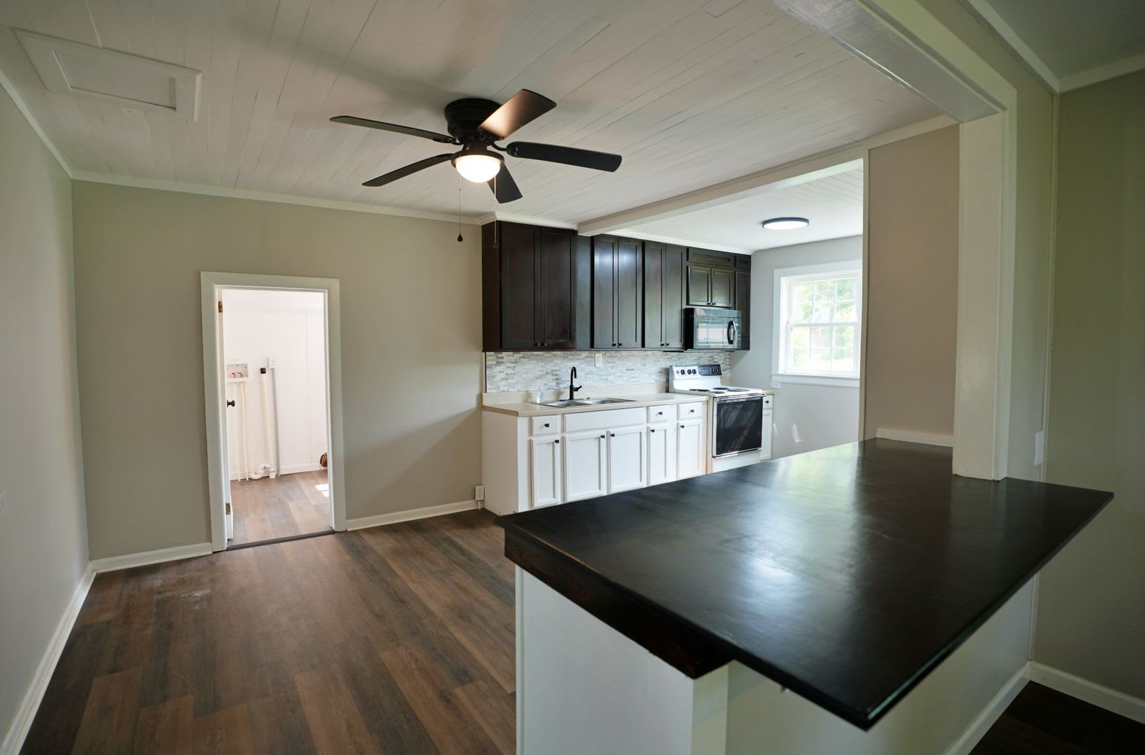 417 W 31St St – photo 5