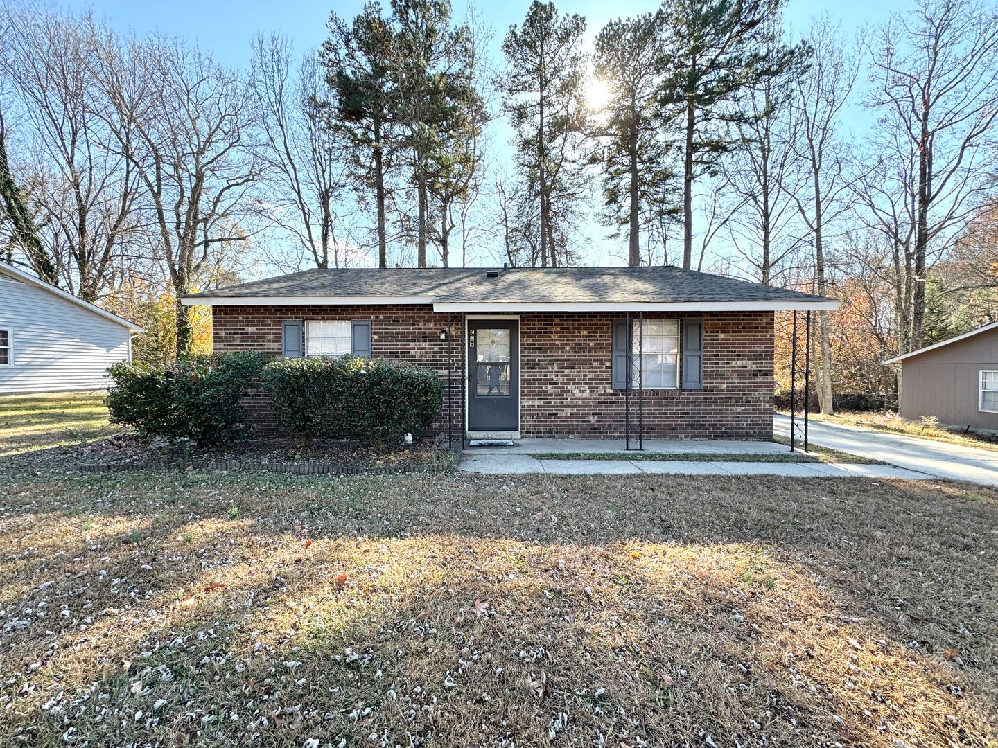 3 BR Brick Shannon Woods Home – photo 1