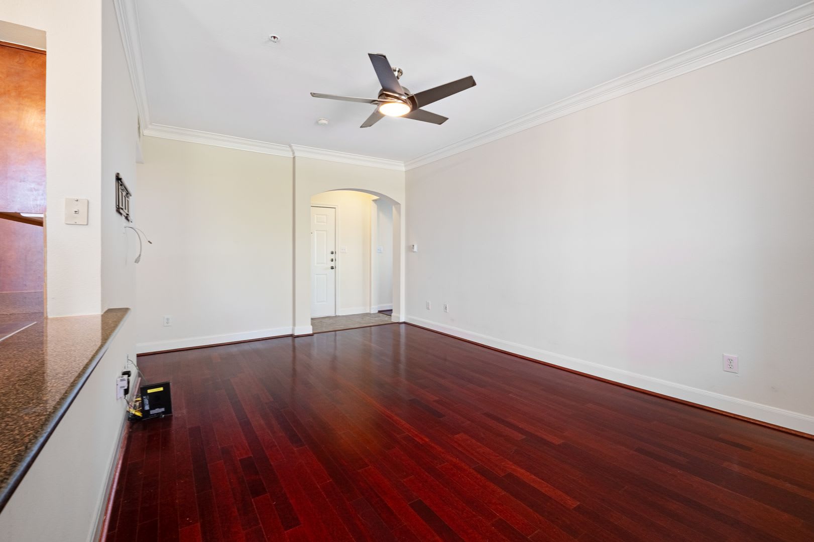 Modern Condo Living Near Downtown Austin & Movie House Theater – photo 3