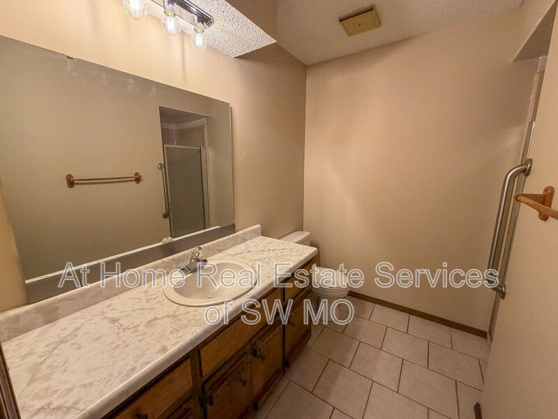 3261 W Highland St – photo 5