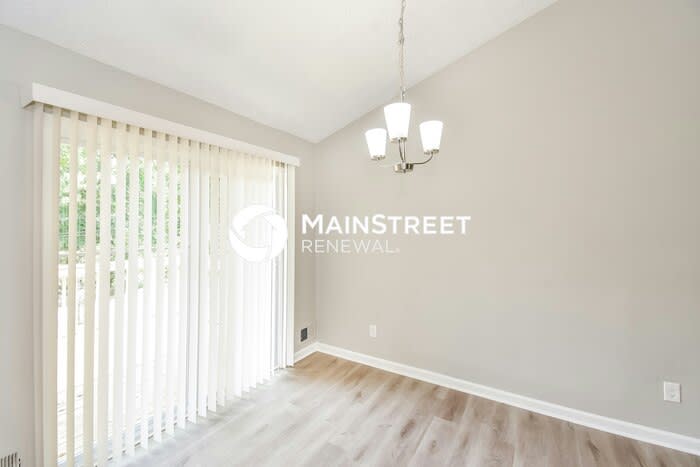 144 Hamlet Court – photo 4