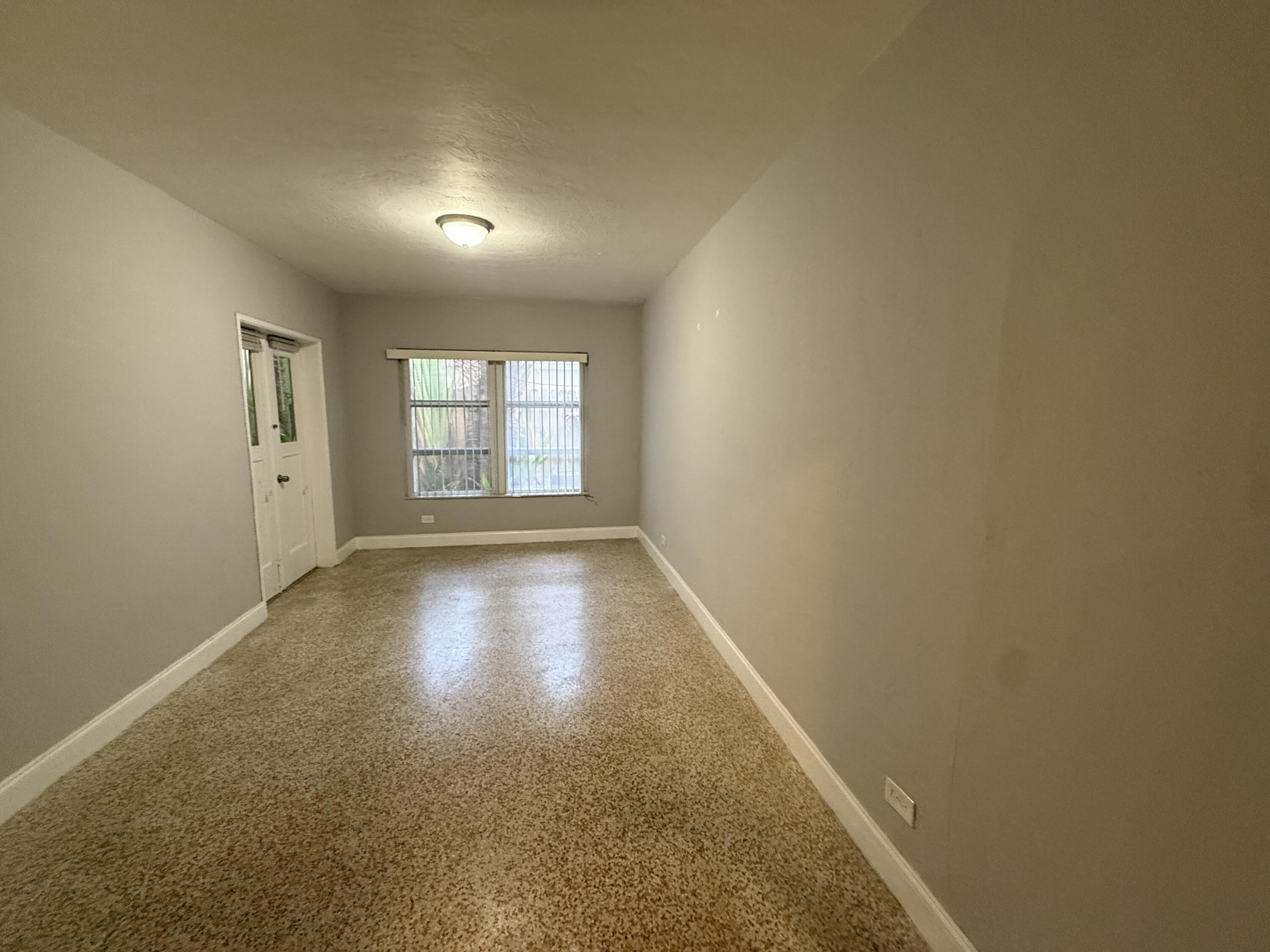 1621 NE 5th Street – photo 5