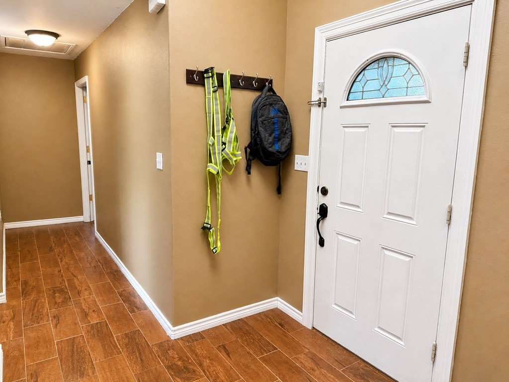 3548 Sauz Dr. – photo 2