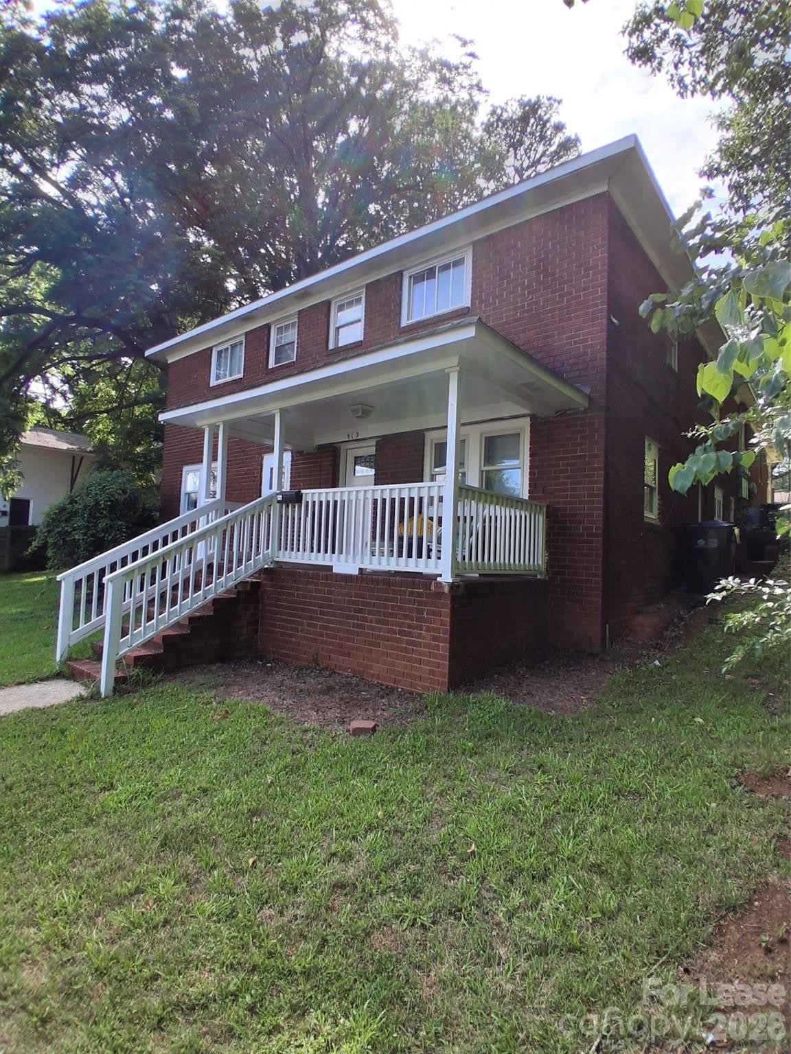 912 Berryhill Road – photo 1