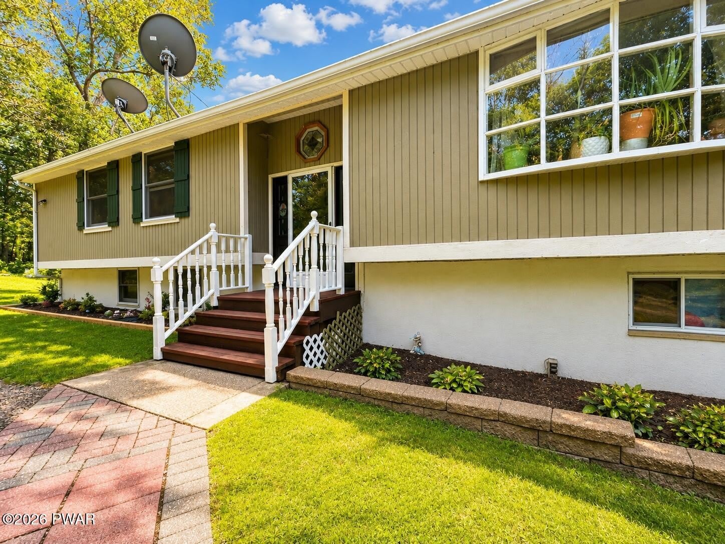 2193 Spring Drive – photo 2