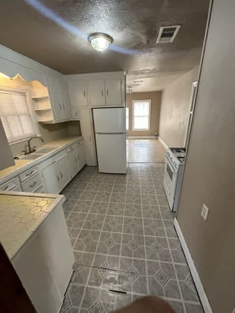 6346 Monroe St – photo 5