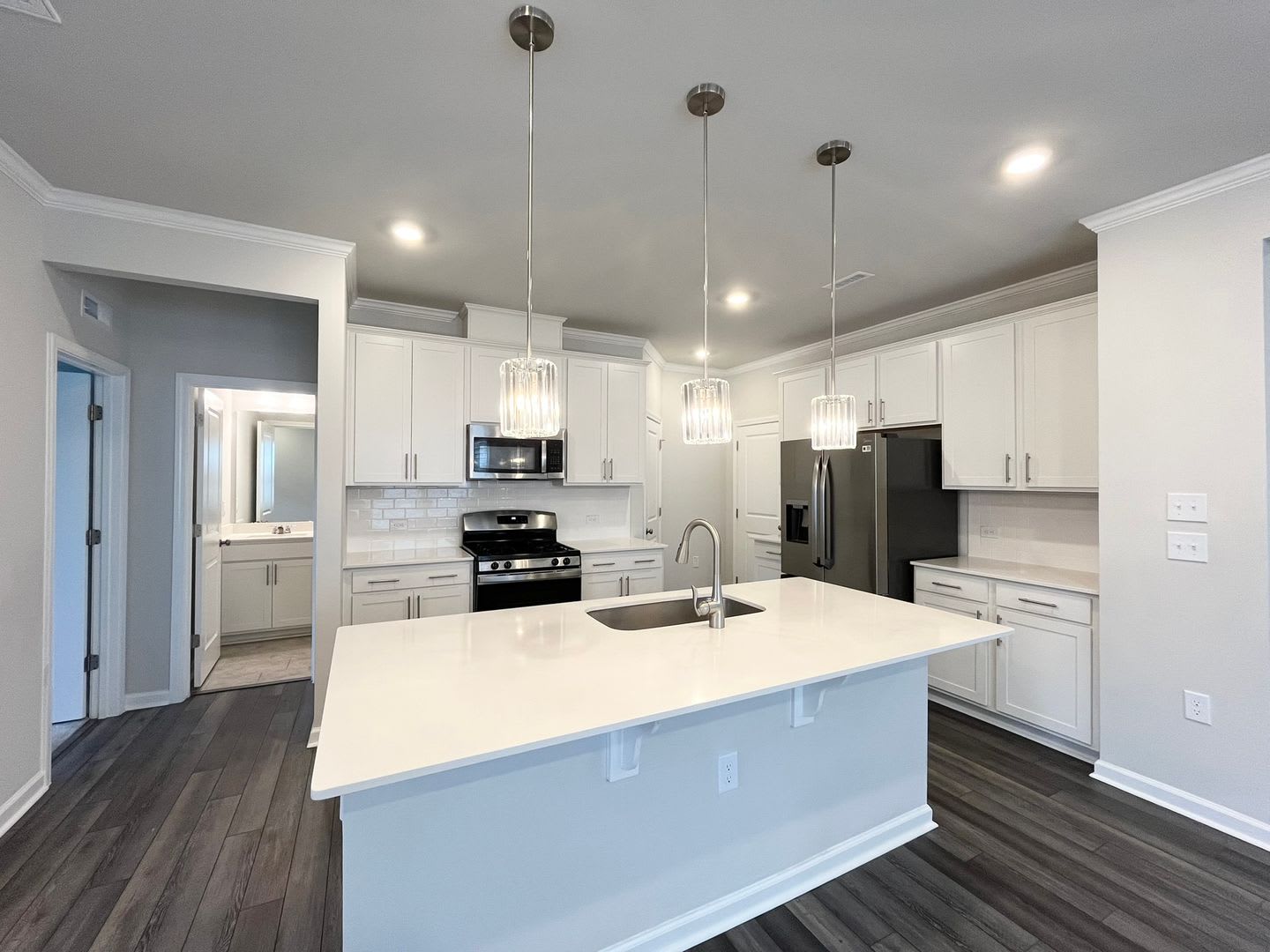 Newly Built 4BD, 3.5BA Zebulon Home with a First Floor Bedroom and Screened Patio in an HOA Community – photo 3