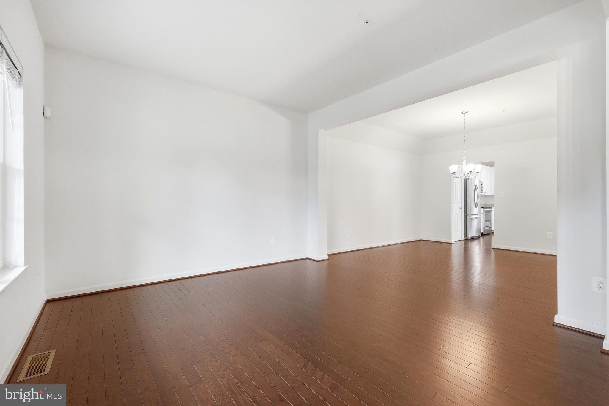 7906 SIBLEY Way – photo 5