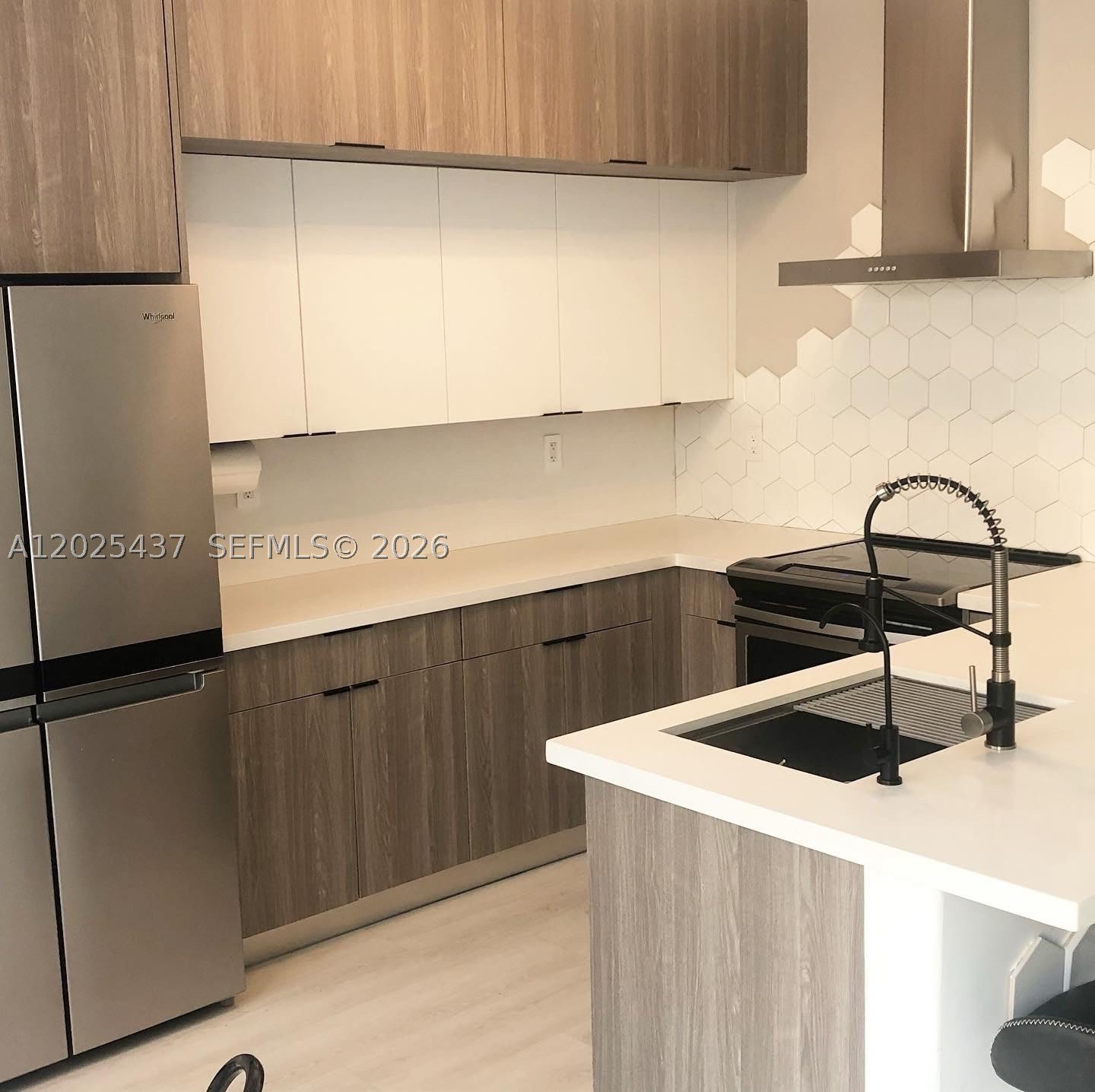 8135 NW 108th Ave – photo 2