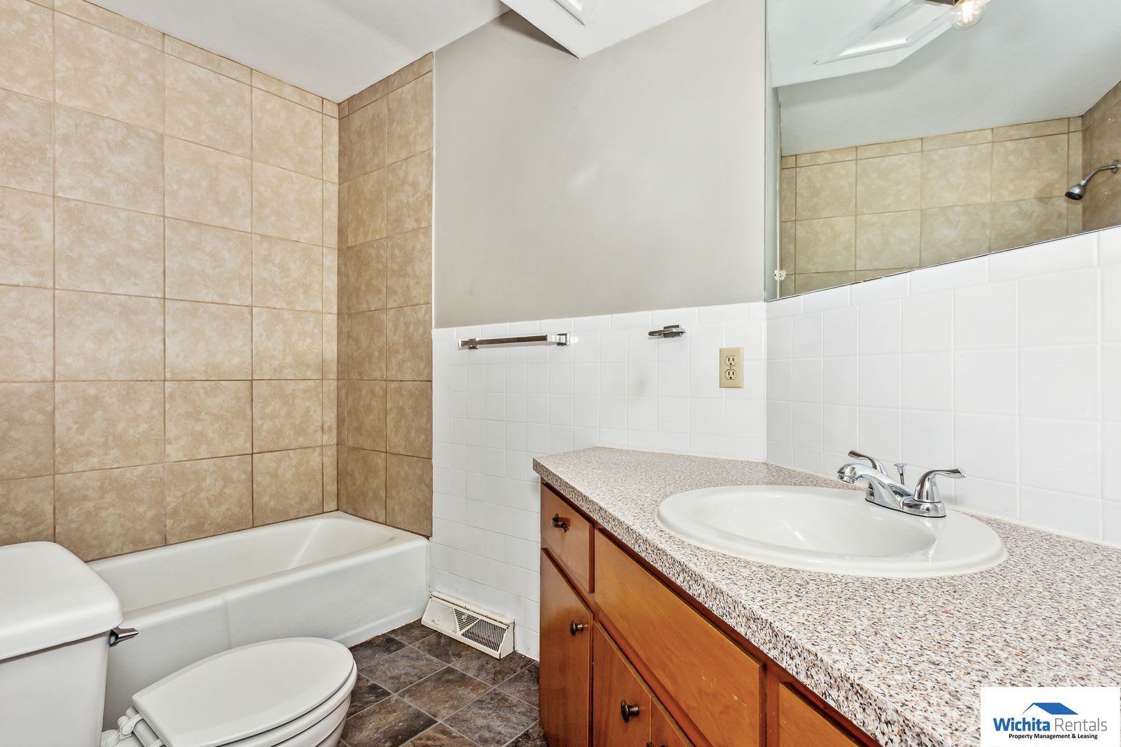 Spacious 3 Bed 2 Bath – photo 3