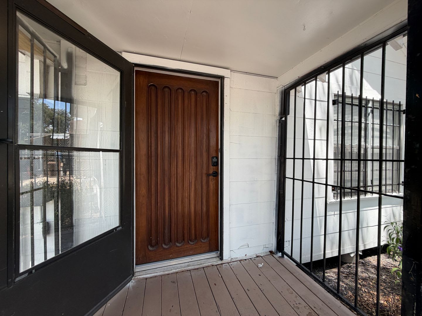 Three Bedroom One Bath House – photo 3