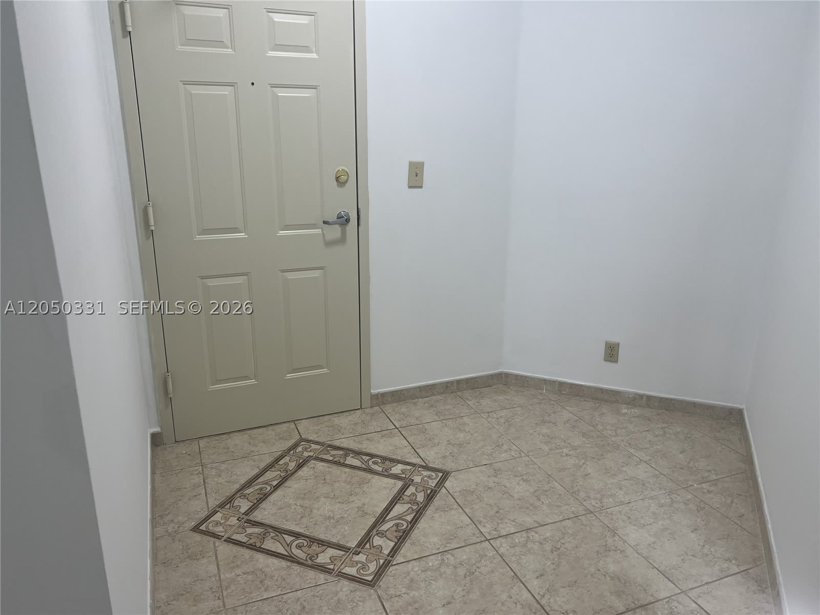 8816 Collins Ave – photo 4