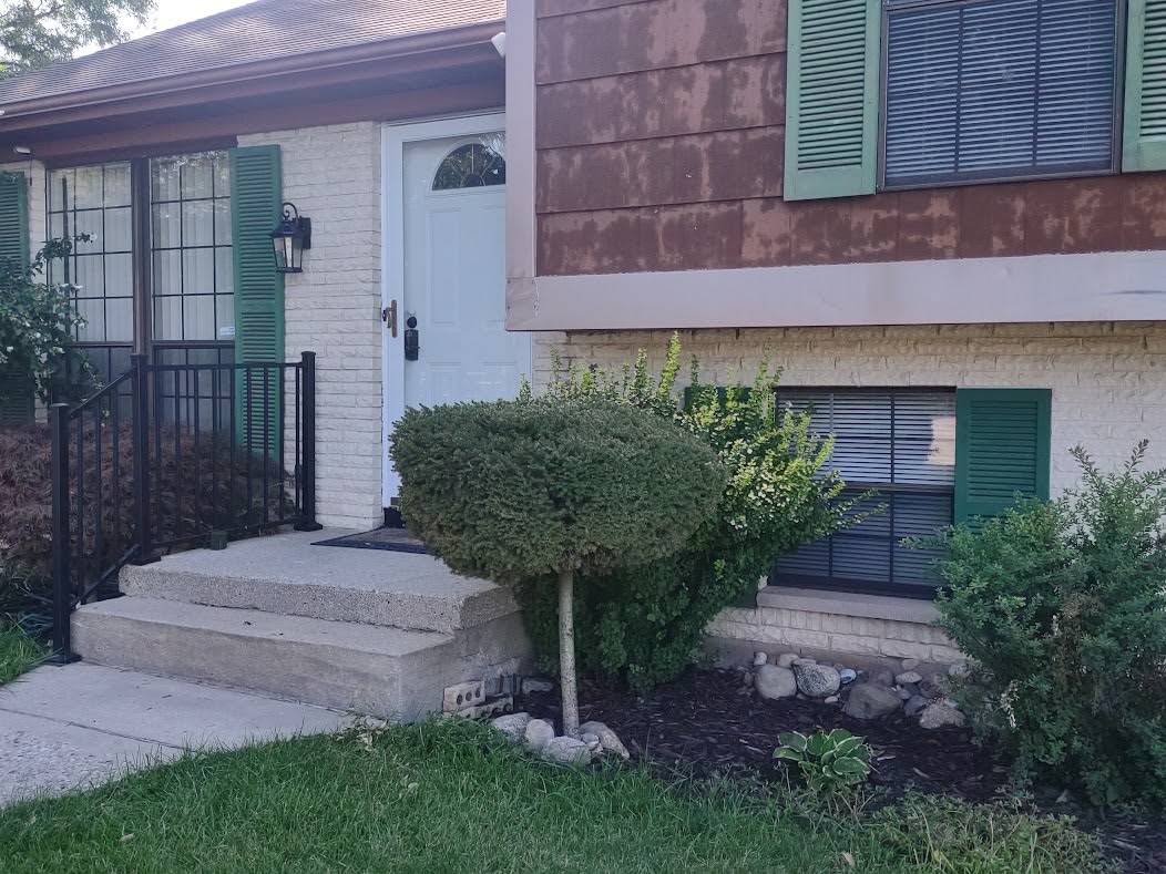 1945 Glenmoor Court Southeast – photo 3