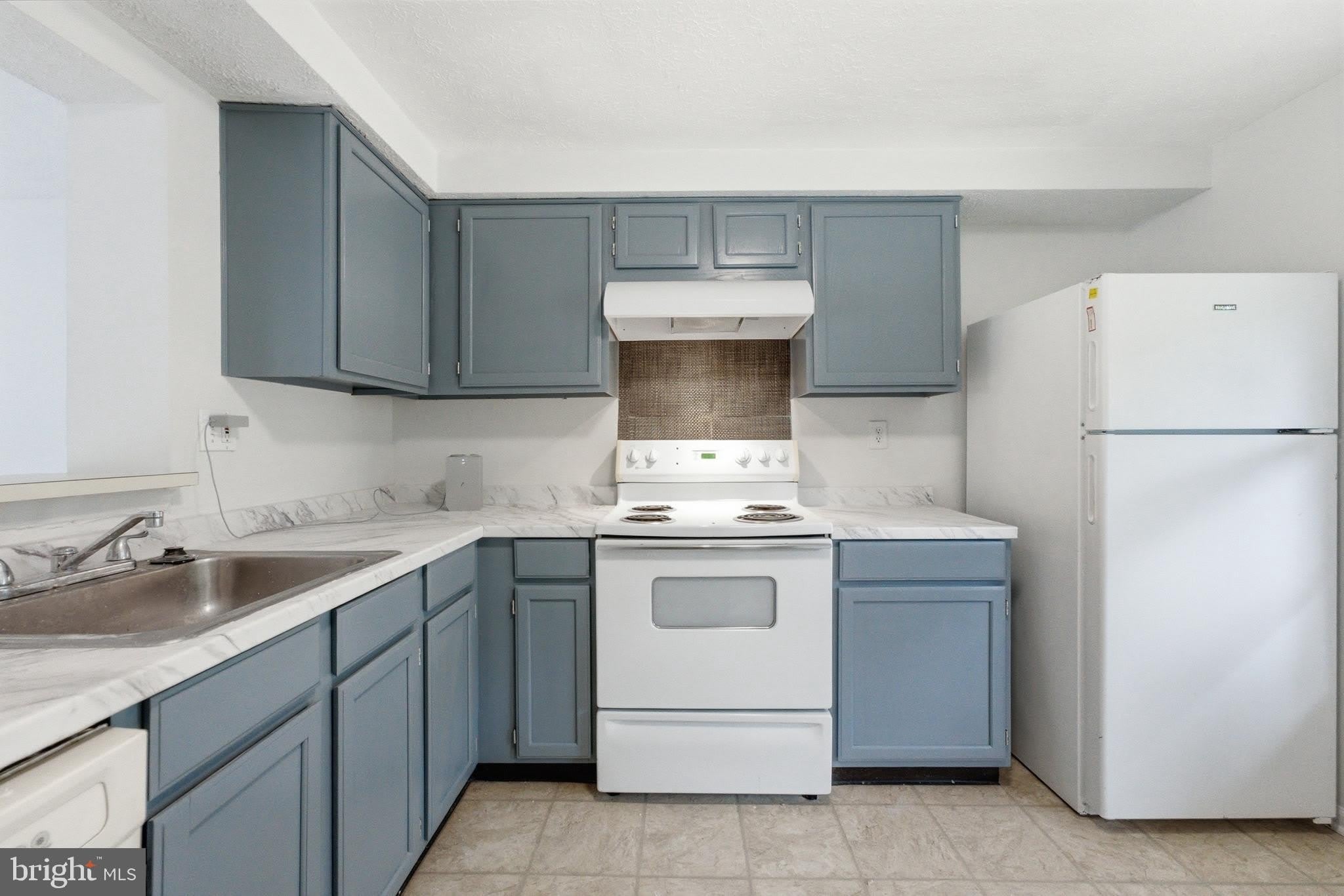 217 VISTA Court – photo 2