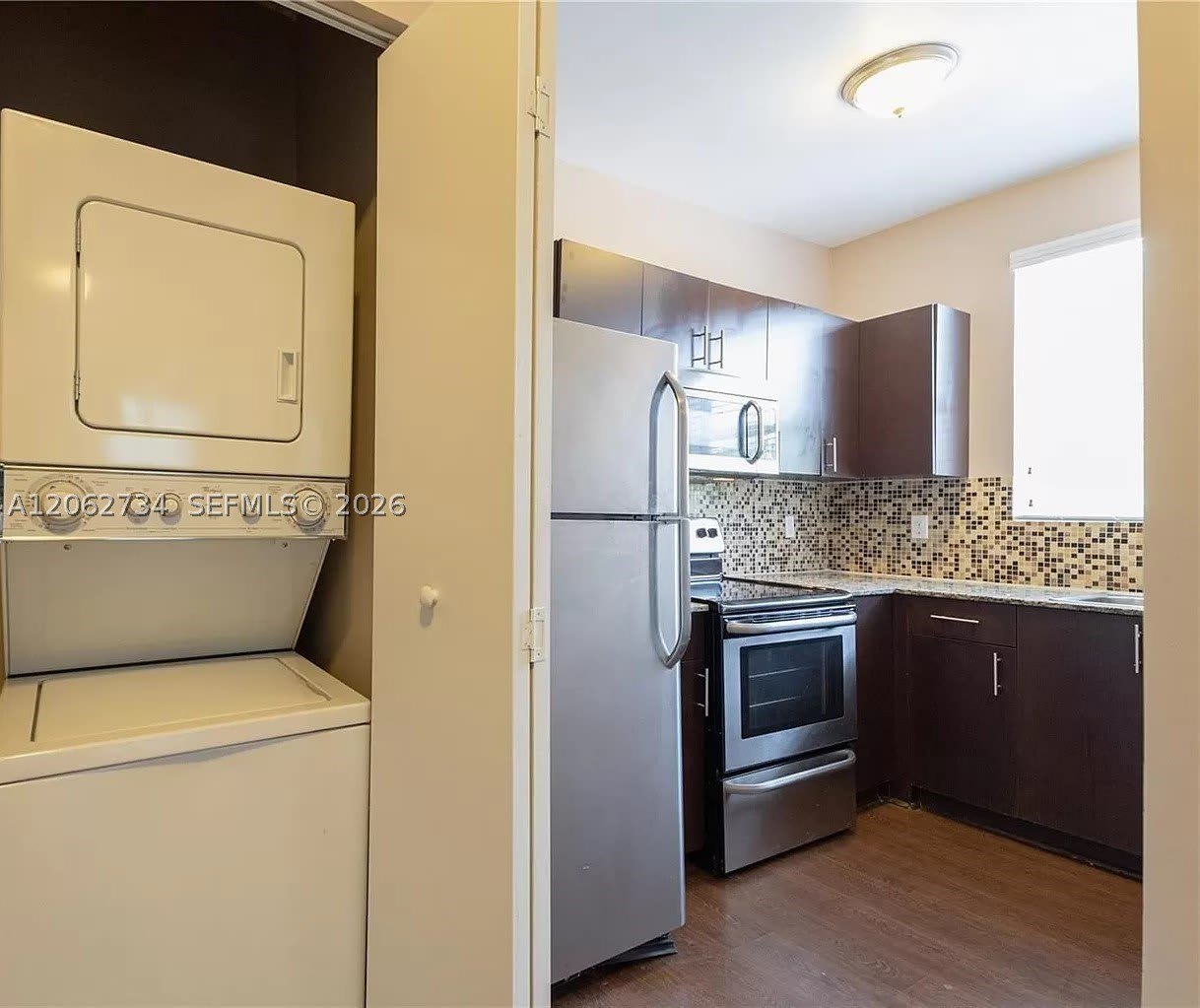 5416 NE 1st Ct – photo 2