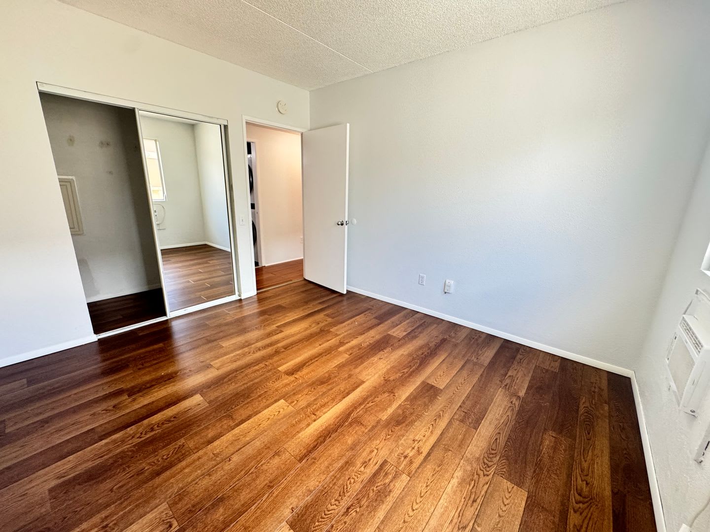 2 Bedroom 1 Bathroom 2 Parking Stalls – photo 2