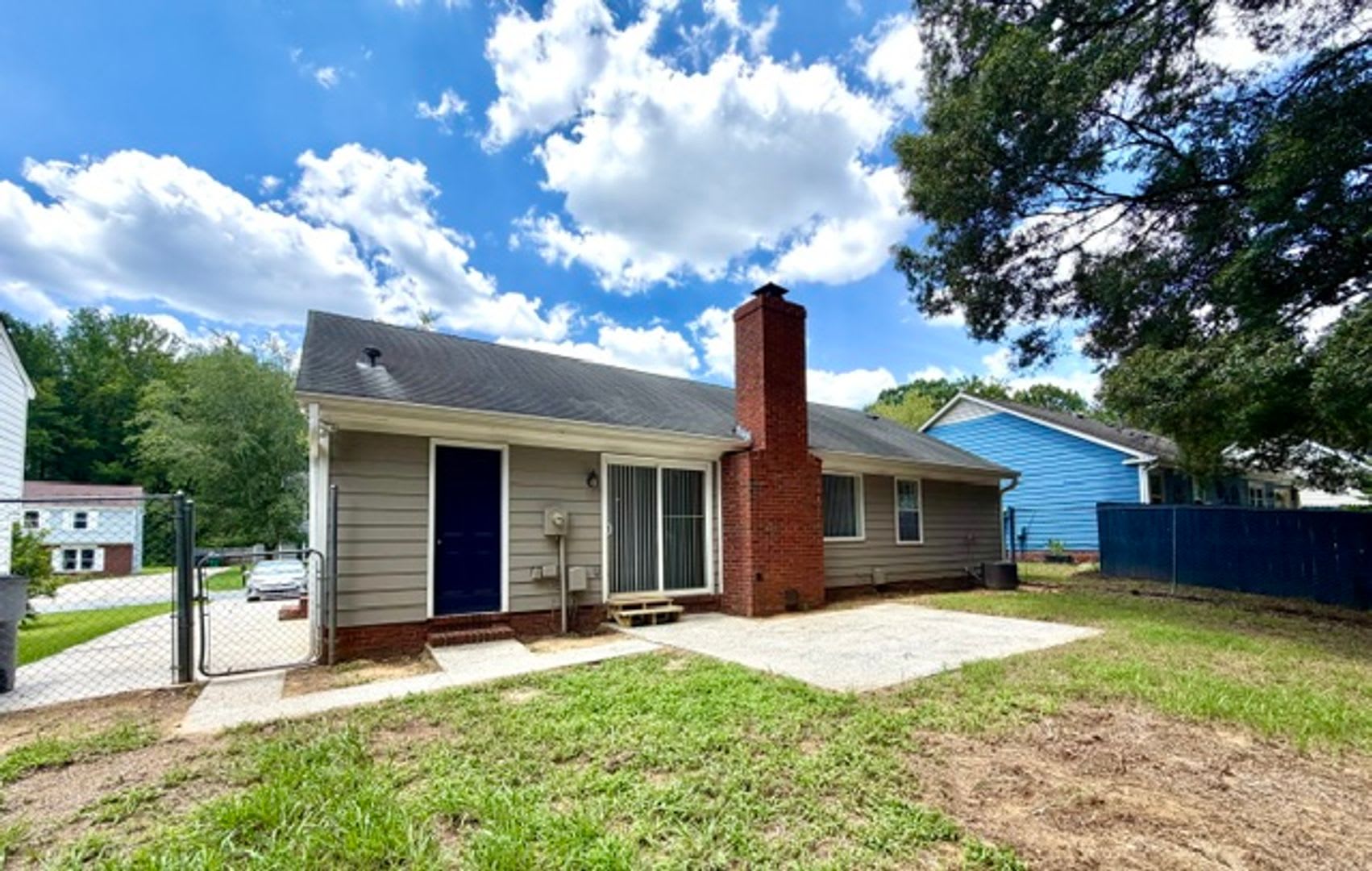 1 2 Mo Off Special Ranch 3 Bed 2 Bath Fence Yard East Charlotte – photo 2