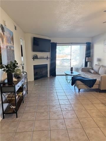 2425 OXFORD Place – photo 4