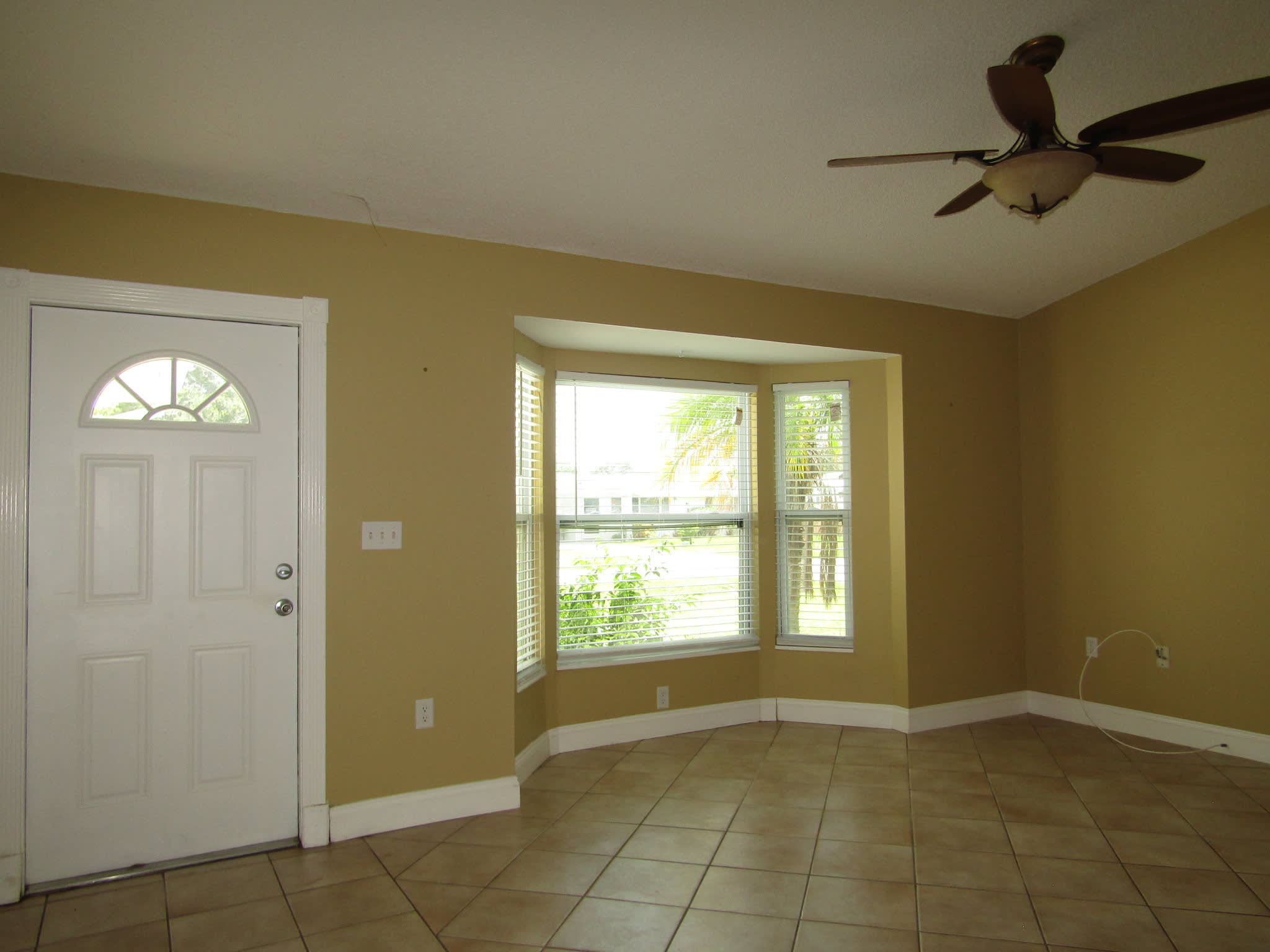 2624 Valencia Dr – photo 4