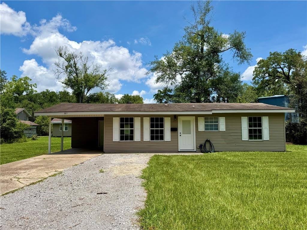 801 East Morris Avenue – photo 1
