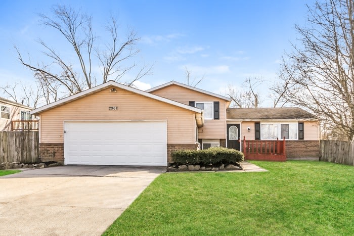 2961 Spruceway Drive – photo 1