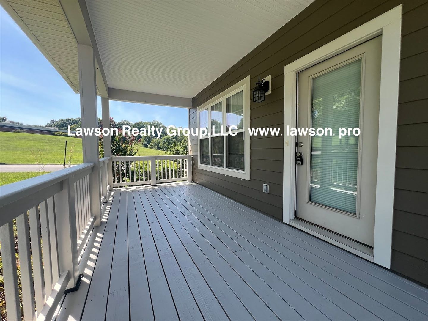 Newer Construction Cottage With Double Car Garage – photo 5