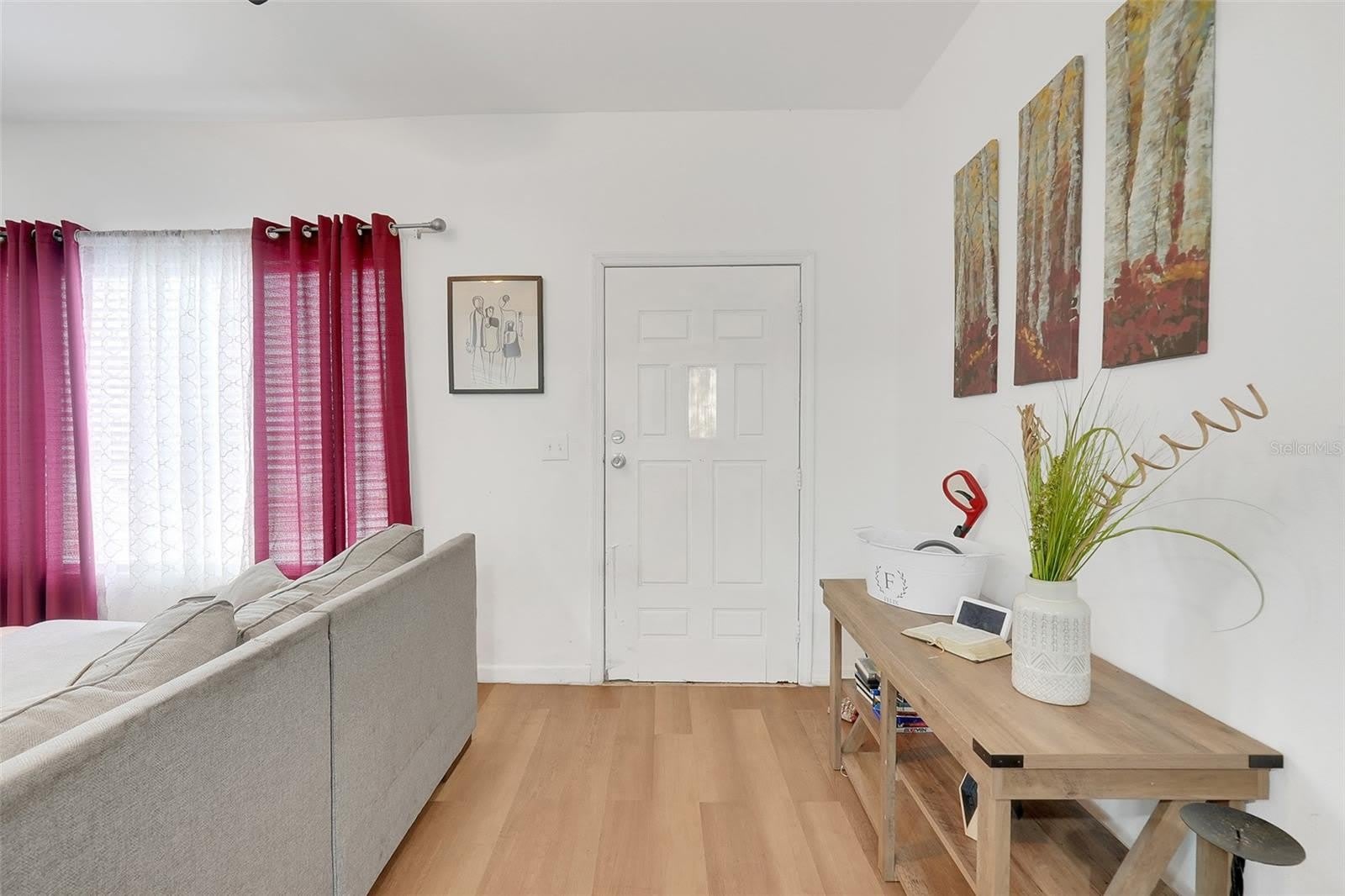1313 4TH Street NE – photo 3