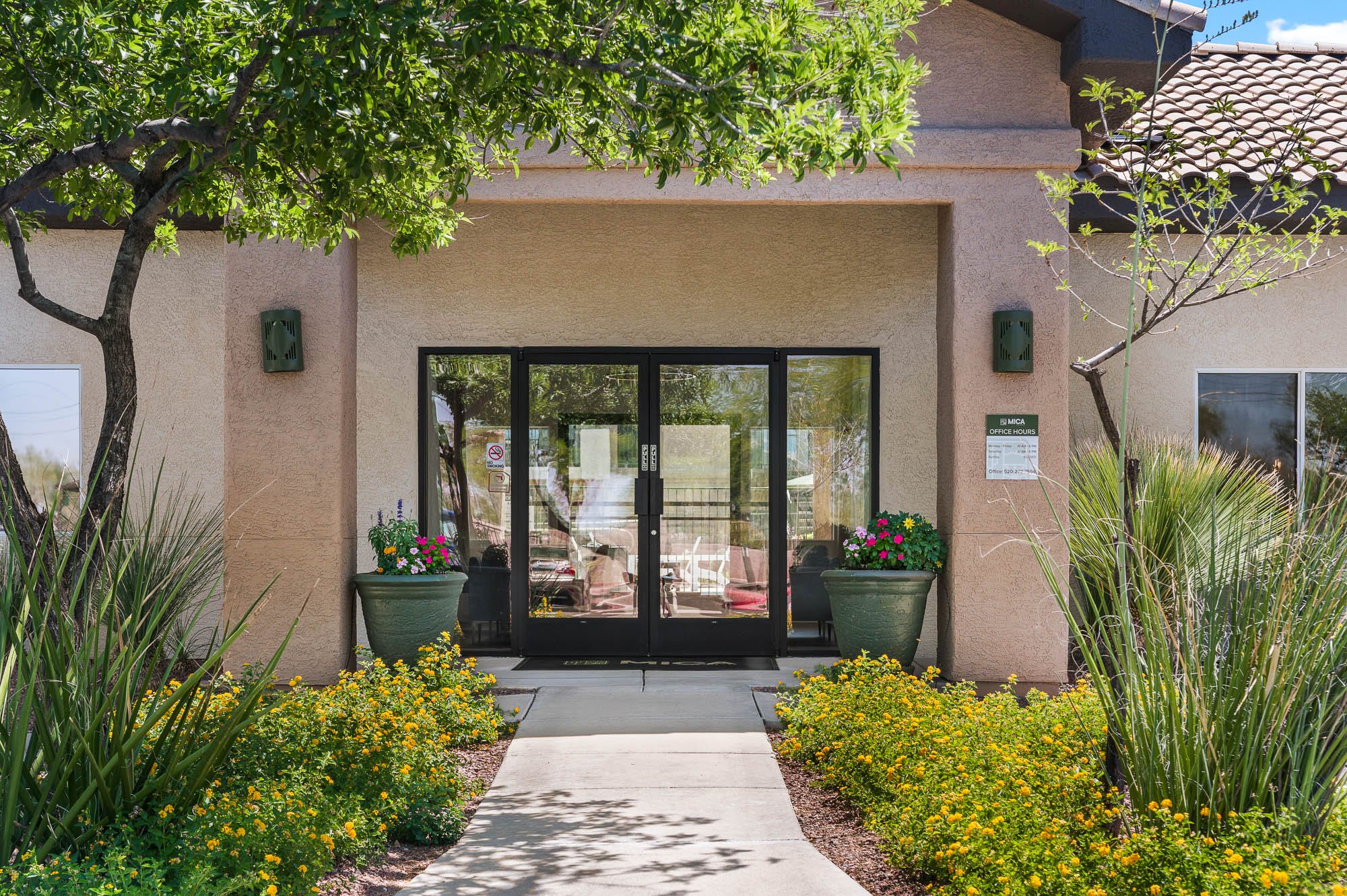 Mica Apartments – photo 1