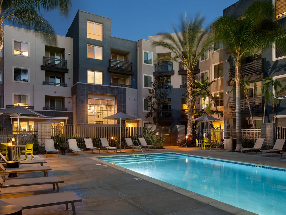 Avalon Warner Place – photo 1