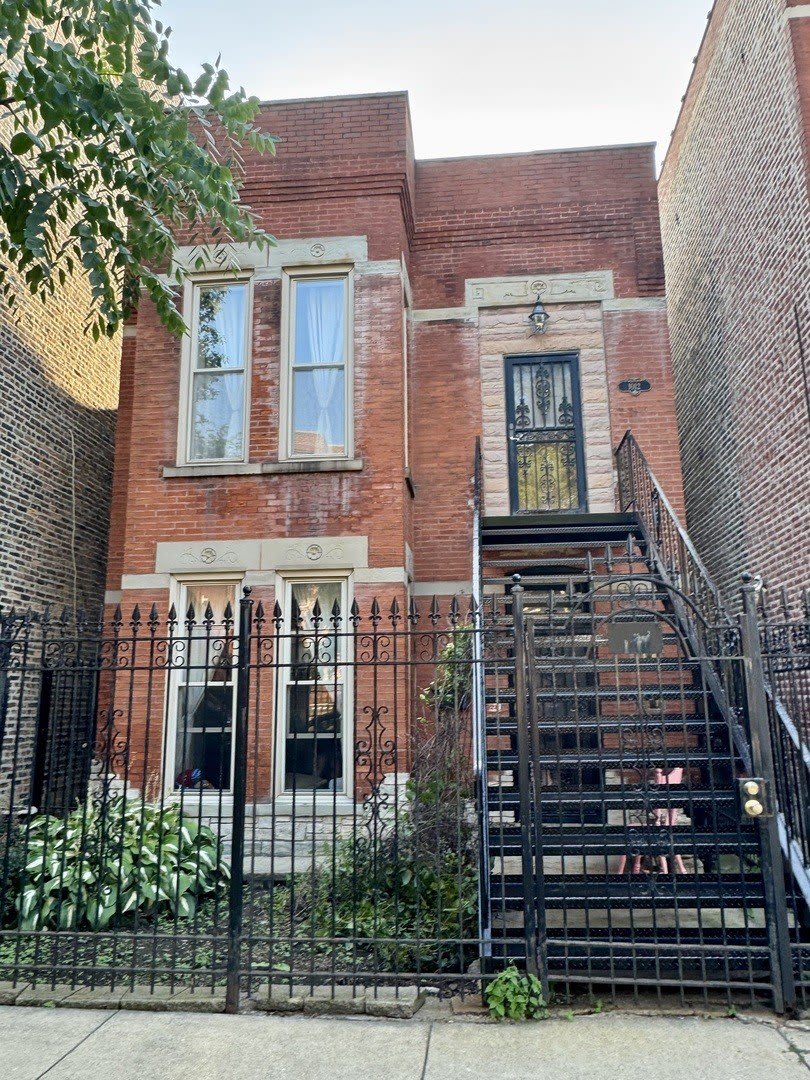 1012 S Oakley Boulevard – photo 2