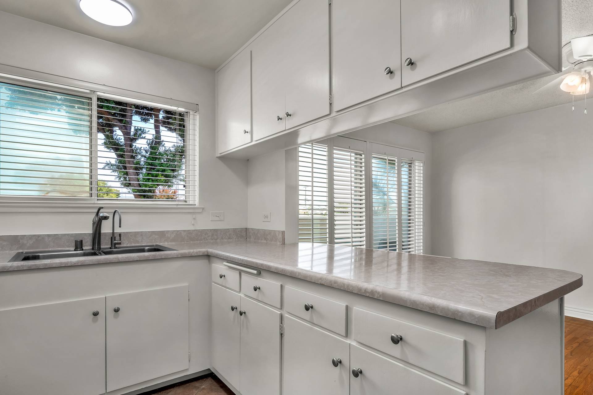 3205 Merrill Dr – photo 3