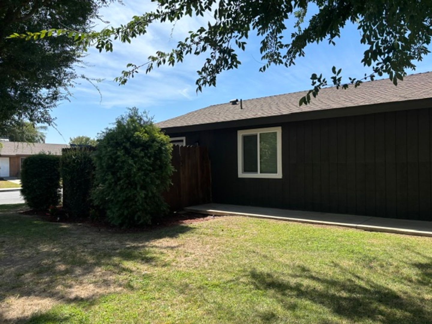 LEASE ONLY – photo 4
