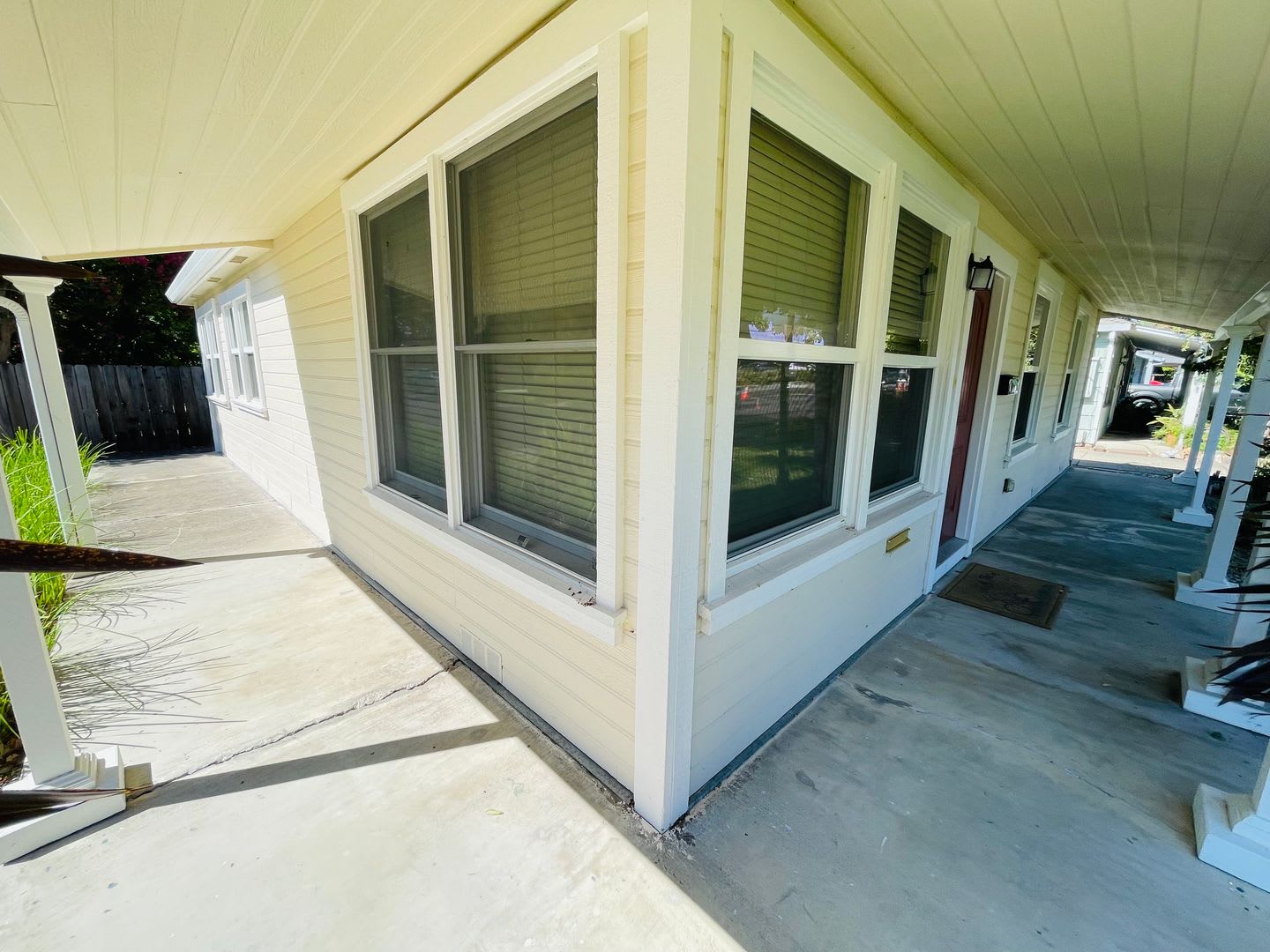 BEAUTIFUL DOWNTOWN PROPERTY!! Walking distance to downtown Vacaville. – photo 3
