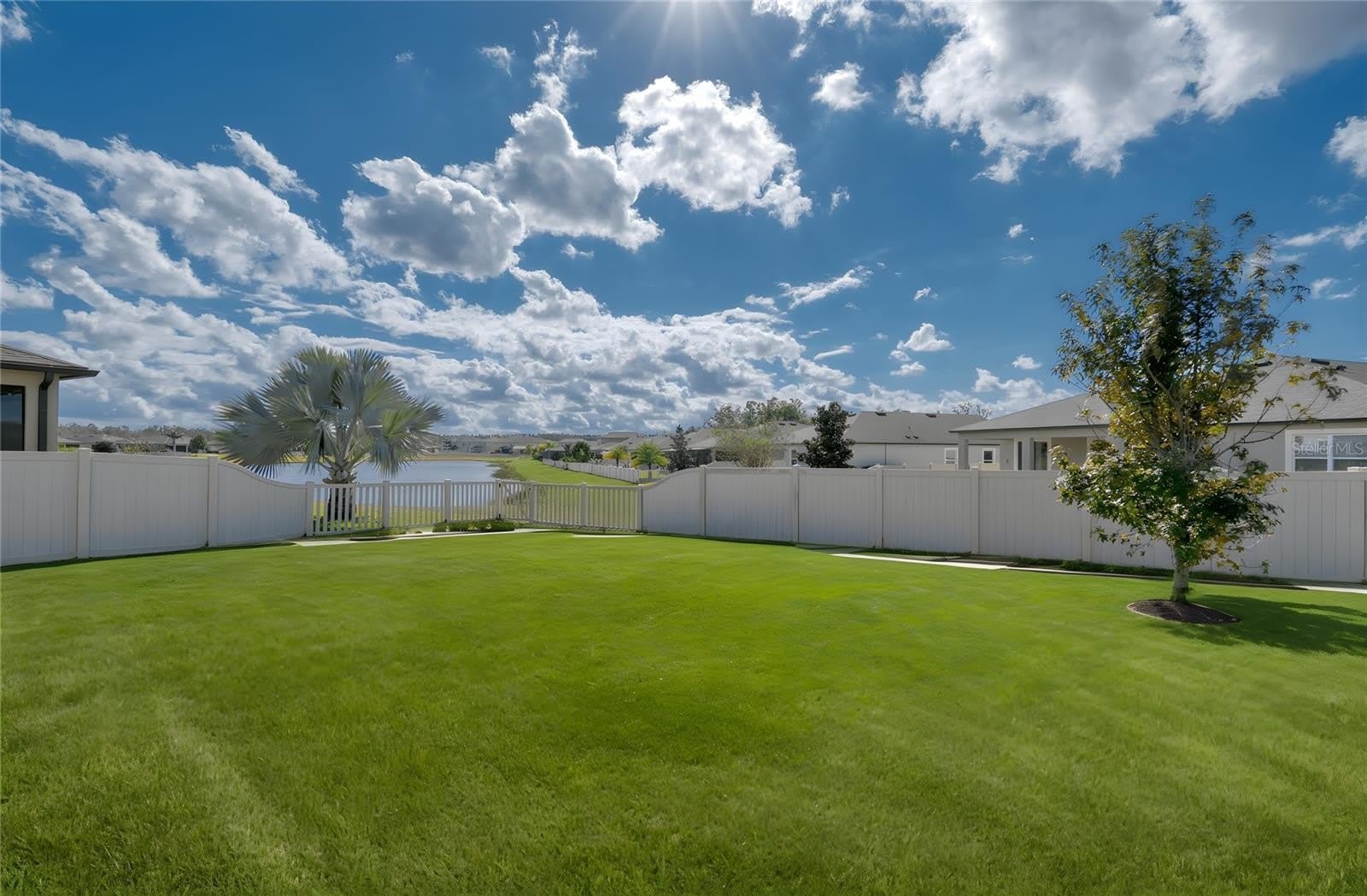 18576 OBREGAN Drive – photo 3