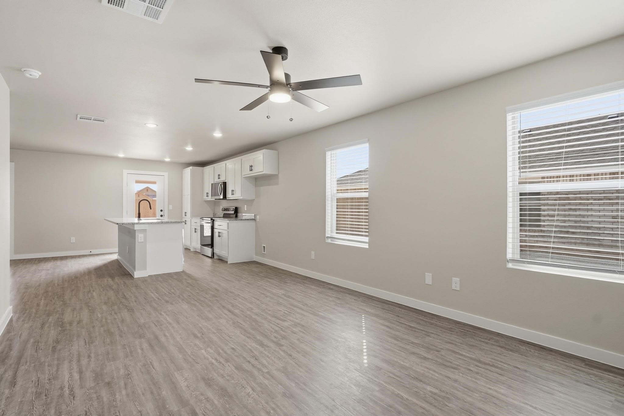 435 Colorado Street – photo 5