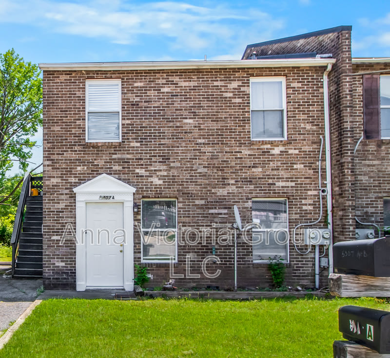 5307 Valiquet Avenue – photo 1